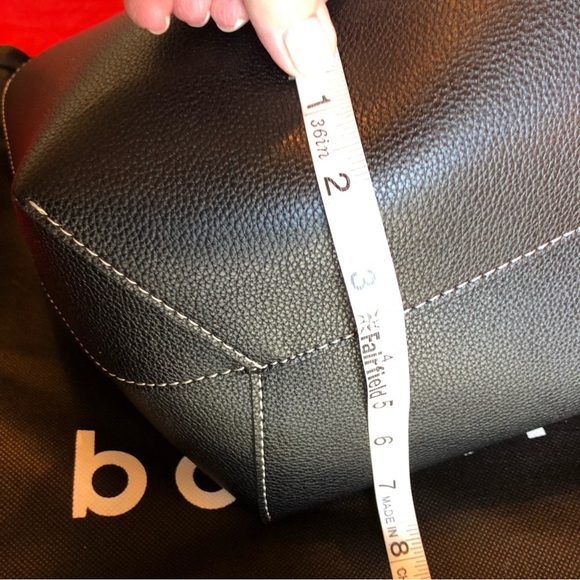 BORSETTA - Cholet Napa leather bucket bag. NW/OT! Internal phone slot. BEAUTIFUL - Picture 15 of 16